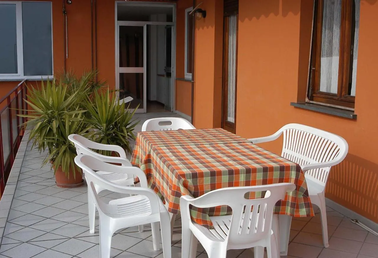 Casa Miralago Menaggio 0*,
